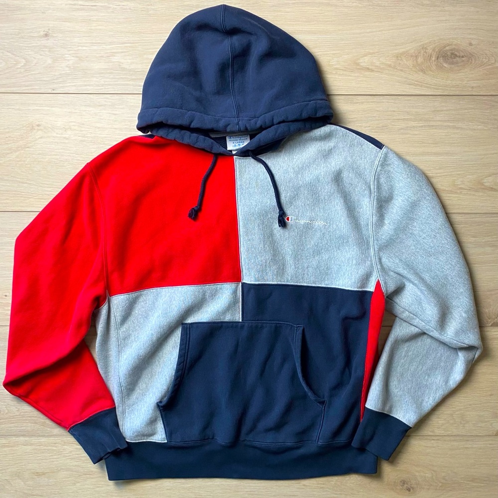 Men’s XL champion vintage design hoodie